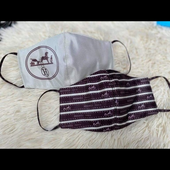 Reversible Mask - Picture 3 of 3